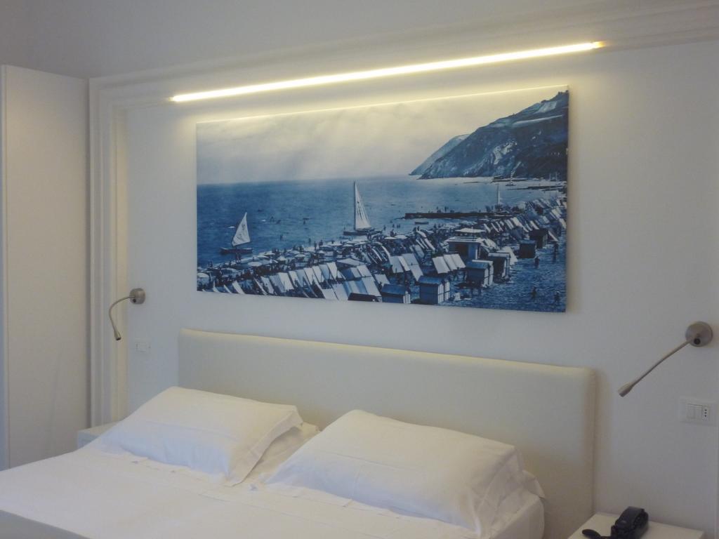 Hotel Nobel Gabicce Mare Esterno foto