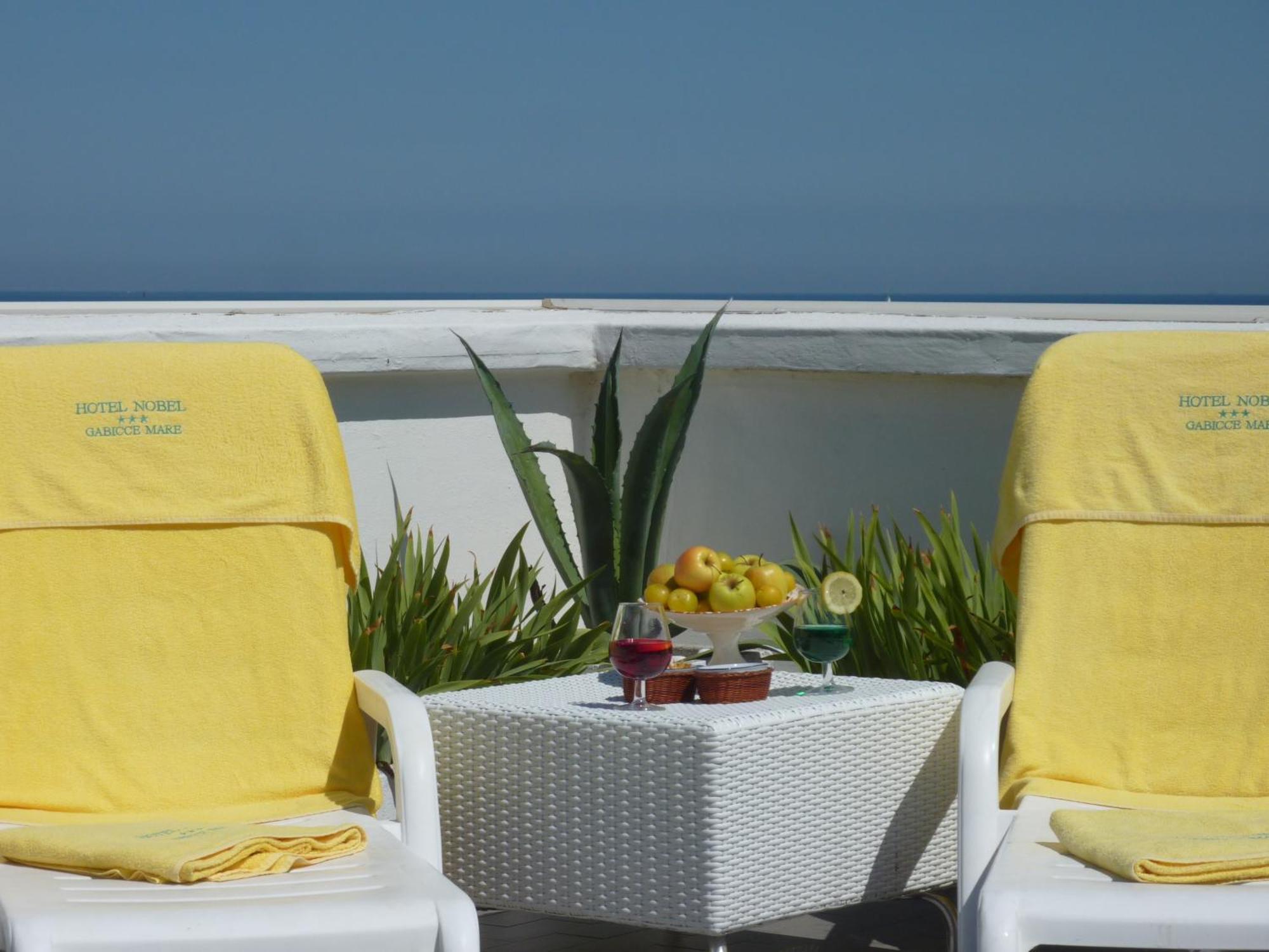 Hotel Nobel Gabicce Mare Camera foto