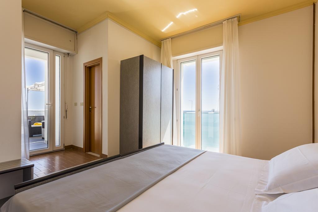 Hotel Nobel Gabicce Mare Esterno foto