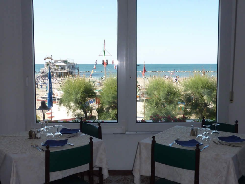 Hotel Nobel Gabicce Mare Esterno foto