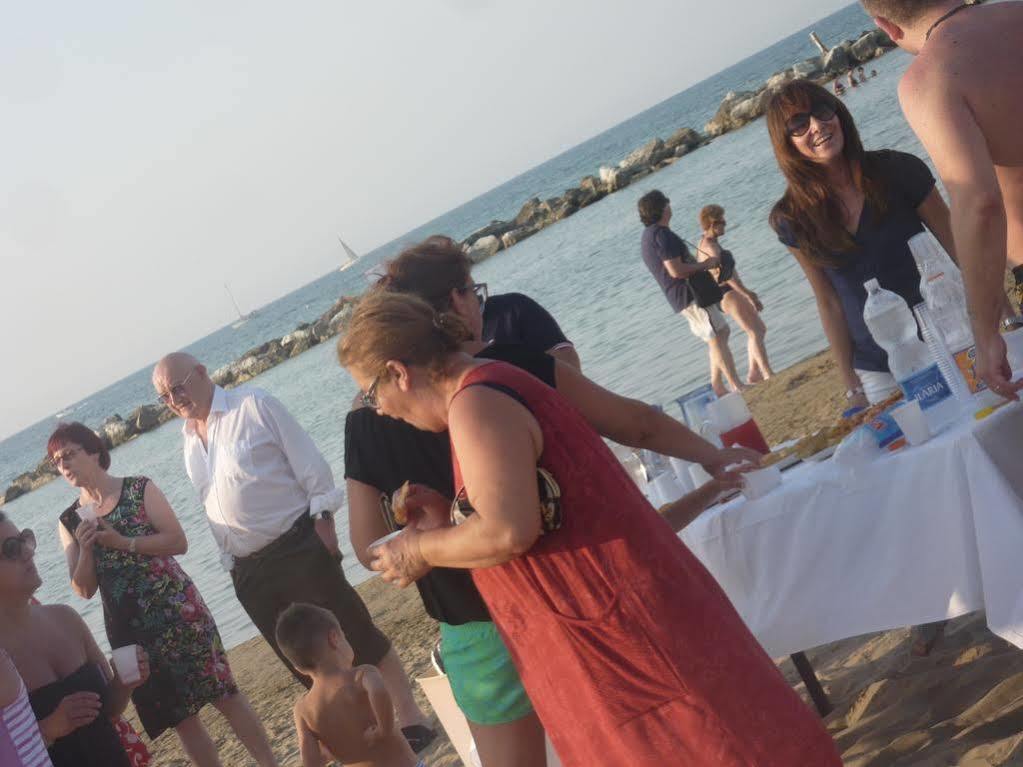 Hotel Nobel Gabicce Mare Esterno foto